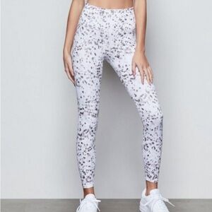 Good American White Cheetah leggings